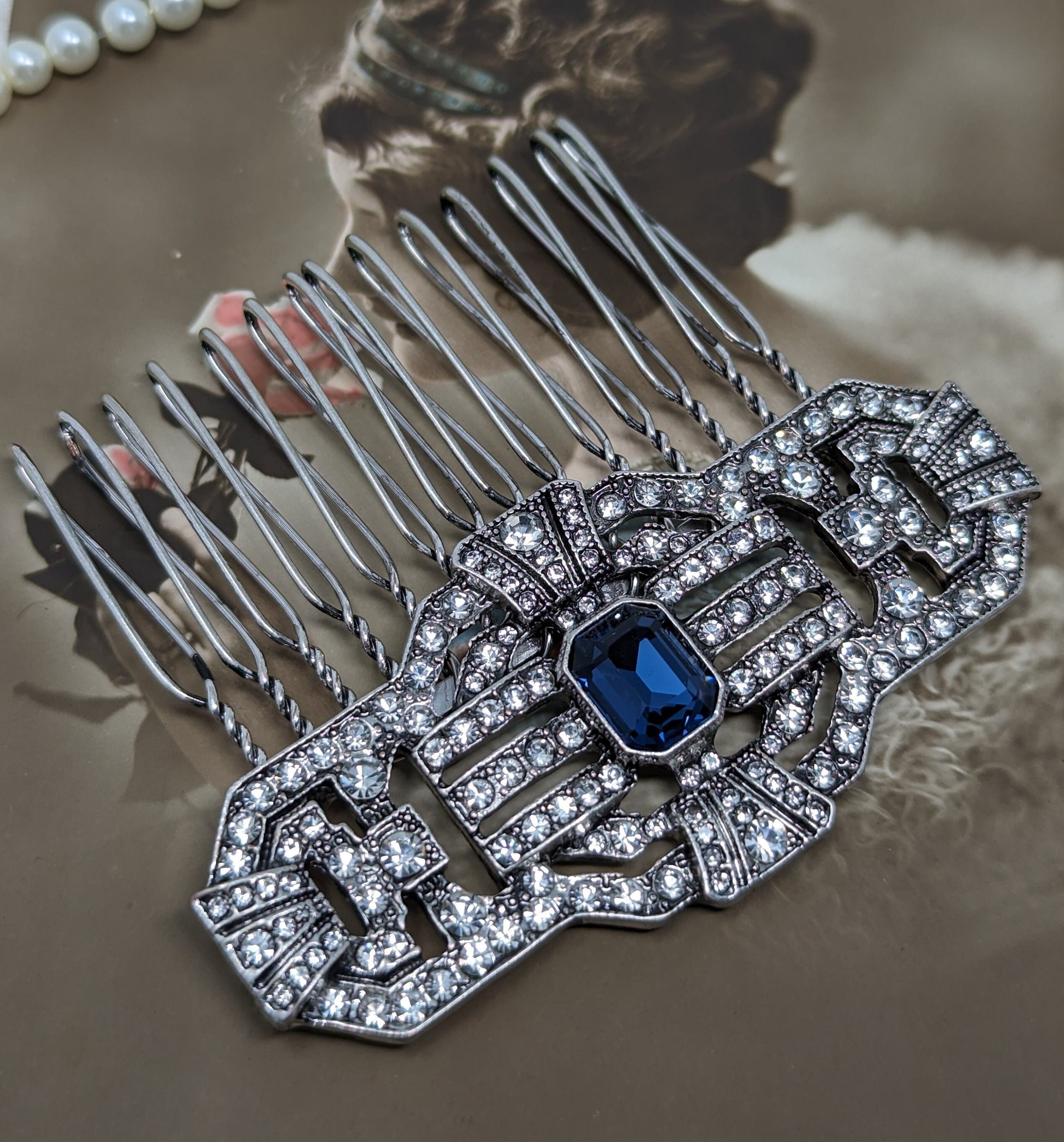 Yves Saint Laurent Broche pendentif ysl vintage cabochon saphir clair Métal Bleu ref.98790