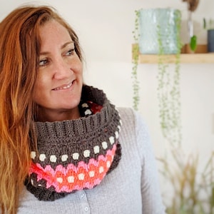 Faraway cowl pattern - Digital PDF crochet pattern