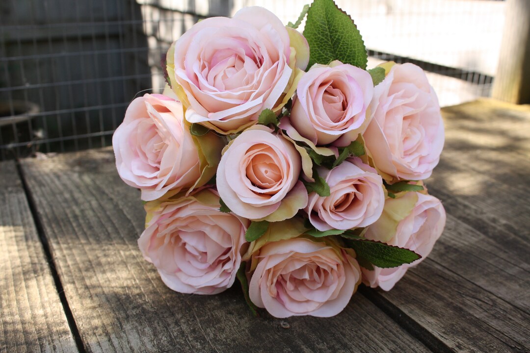 9 X Ivory / Pink Blush Silk Roses 7cm & 4cm Tied Bunch on Individual