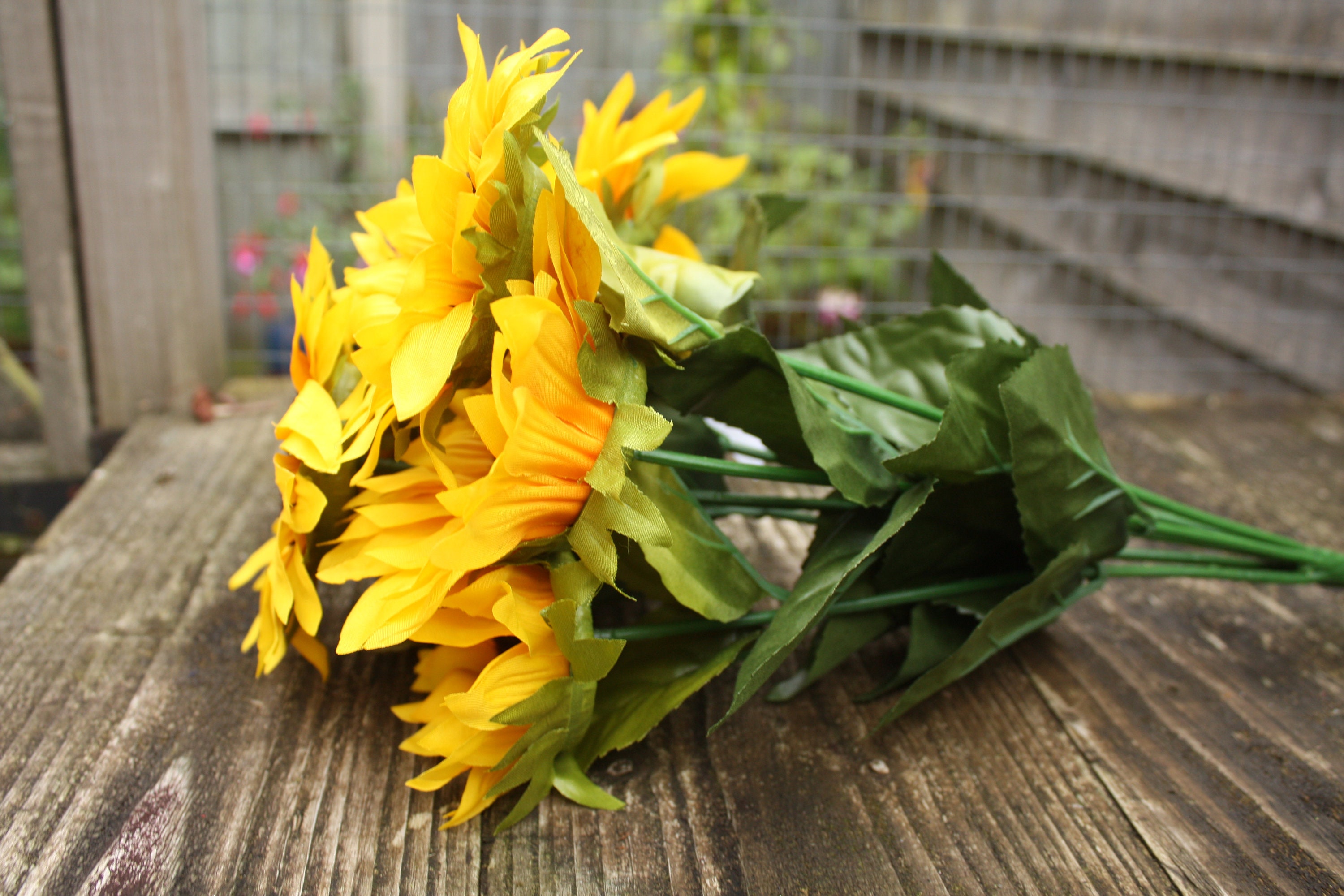 7 X Rich Yellow Silk Sunflowers 9cm & 11cm Heads With Foliage Etsy UK