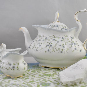 Royal Albert Caroline - Etsy