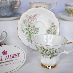 Royal Albert Tea Cups Choice Hawthorn Friendship