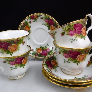Royal Albert Vintage Old Country Roses England Tea Cups