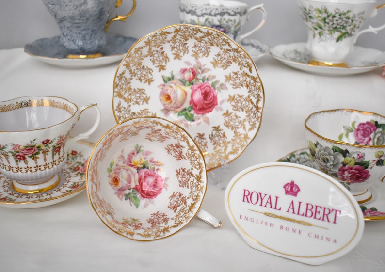 Royal Albert Tea Cups Choice Three Roses Avon