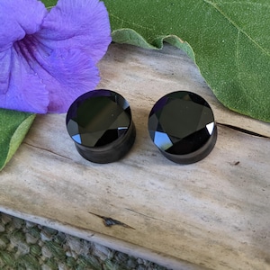 Paire de bouchons d&#39;oreilles doubles évasés polis à la main avec pierre d&#39;agate noire taillée à facettes, boucle d&#39;oreille calibrée 6 mm 2G 8 mm 0G 10 mm 00G 12 mm 1/2&quot;