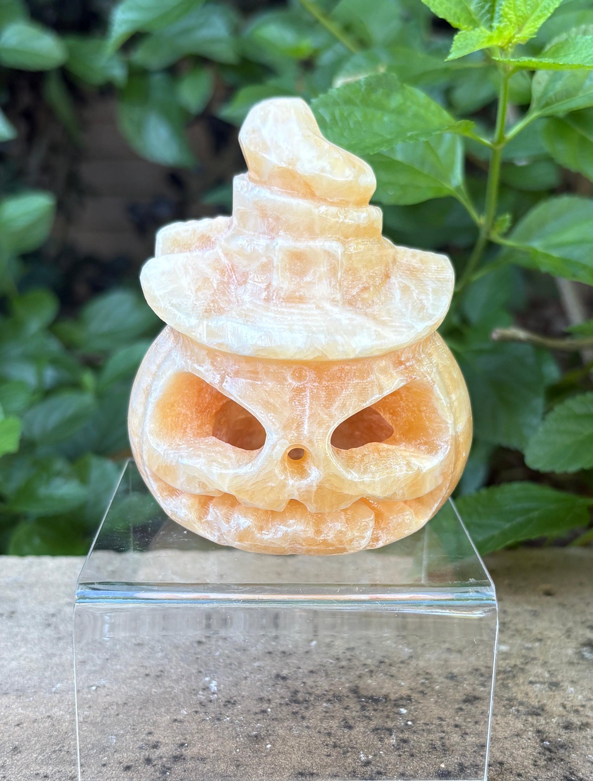 【y＊Crystal】オレンジクラック水晶のおばけかぼちゃ形オルゴ☆他１点 Orange Calcite Jack O Lantern - Etsy