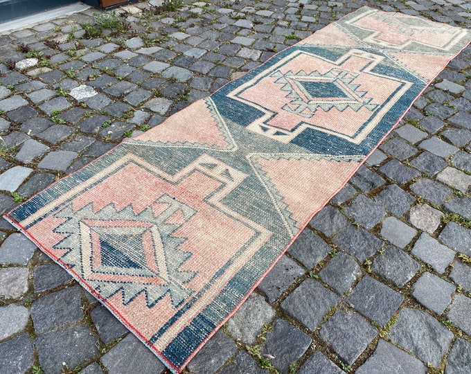Home decor, Turkish vintage rug, Runner wool rug, Hallway rug, Handmade carpet, Kilim 69 x 241 cm = 2,2 x 7,9 ft