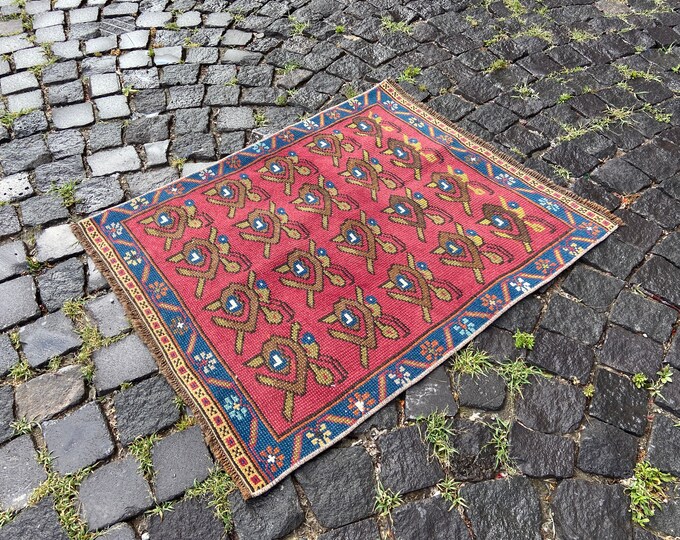 Turkish vintage rug, Handmade area rug, Hand-knotted wool rug, Organic rug, Red carpet, Kitchen rug, Natural rug | 75 x 90 cm = 2,4 x 2,9 ft