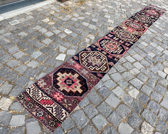 Handmade vintage rug Turkish runner rug Wool rug Carpet Bohemian rug Oushak Rug Traditional rug Runner Rug Antique Rug