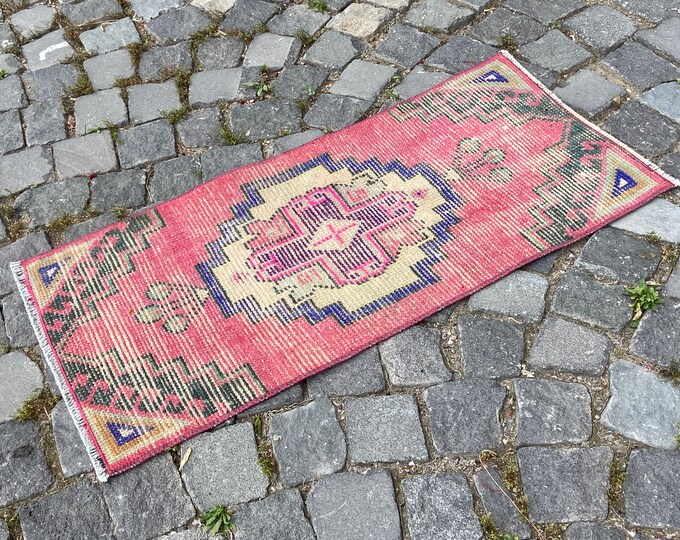 Vintage small rug, Turkish bohemian rug, Doormats, Entryway rug, Kitchen wool rug, Kilim rug, 43 x 91 cm = 1,4 x 2,9 ft