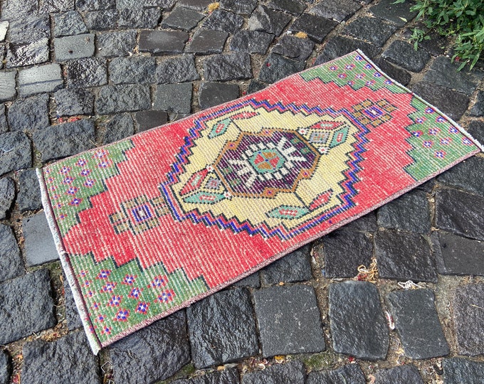 Handmade rug, Turkish rug, Vintage rug, Small Rug, Doormat, Home decor, Wool rug, Carpet, Kilim | 39 x 78 cm = 1,2 x 2,5 ft