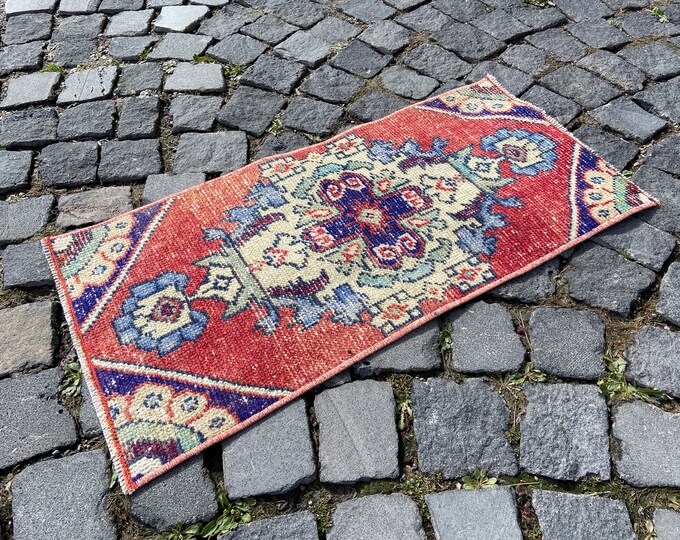 1,2 x 2,6 ft Doormat, Turkish rug, Vintage rug, Small Rug, Home decor, Wool rug, Handmade rug, Carpet, Kilim | 39 x 80 cm