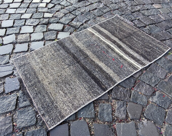 Handmade kilim, Wool kilim, Carpet, Vintage rug, Area kilim, Bohemian rug, Home decor, Handwoven rug | 59 x 102 cm = 1,9 x 3,3 ft