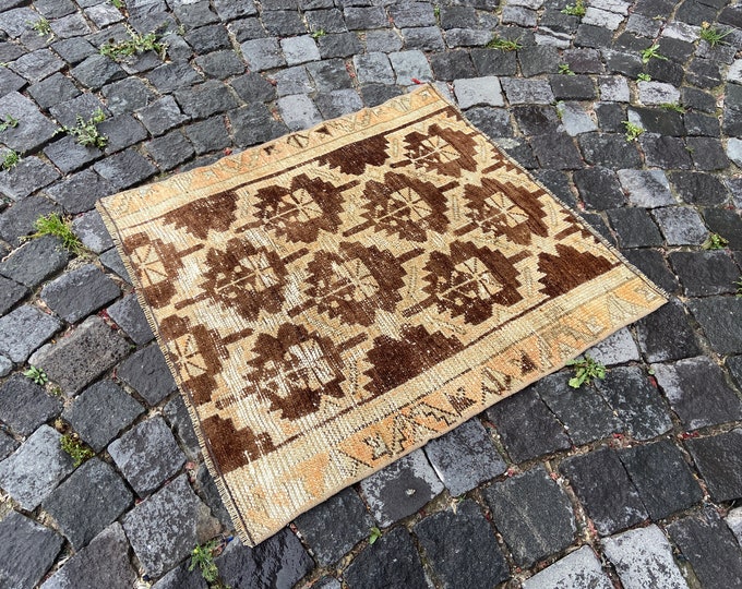 Brown rug, Bohemian rug, Area Rug, Turkish rug, Home decor, Vintage rug, Wool rug, Handmade rug, Carpet, Kilim | 75 x 79 cm = 2,4 x 2,5 ft