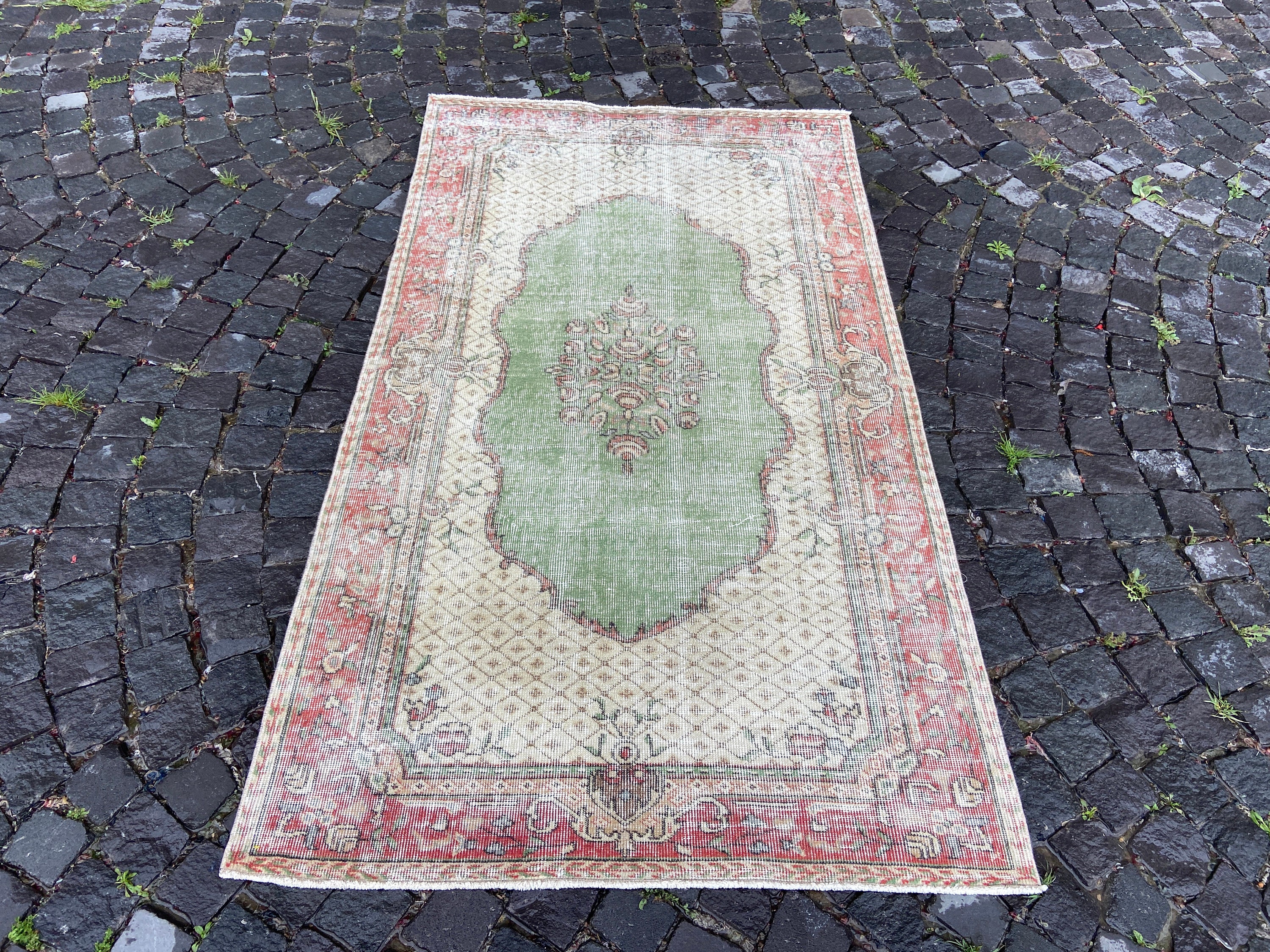 fine-vintage-turkish-hereke-