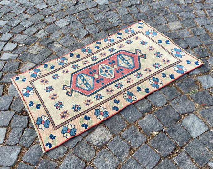 Wool rug, Area Rug, Turkish rug, Home decor, Vintage rug,  Handmade rug, Carpet, Kilim 64 x 110 cm = 2,0 x 3,6 ft