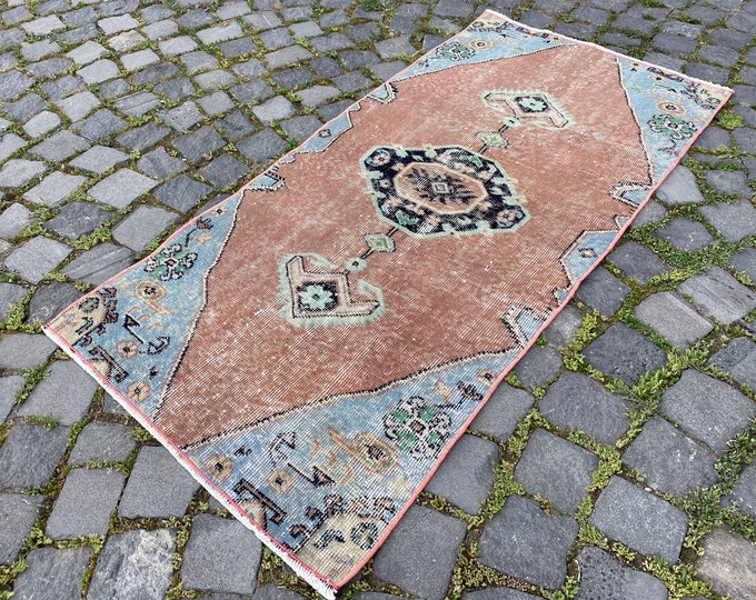 Area Rug, Turkish rug, Home decor, Vintage rug, Wool rug, Handmade rug, Carpet, Kilim | 68 x 140 cm = 2,2 x 4,5 ft