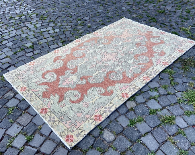 Turkish rug, Vintage rug, Area Rug, Home decor, Wool rug, Handmade rug, Carpet, Kilim | 130 x 217 cm = 4,2 x 7,1 ft