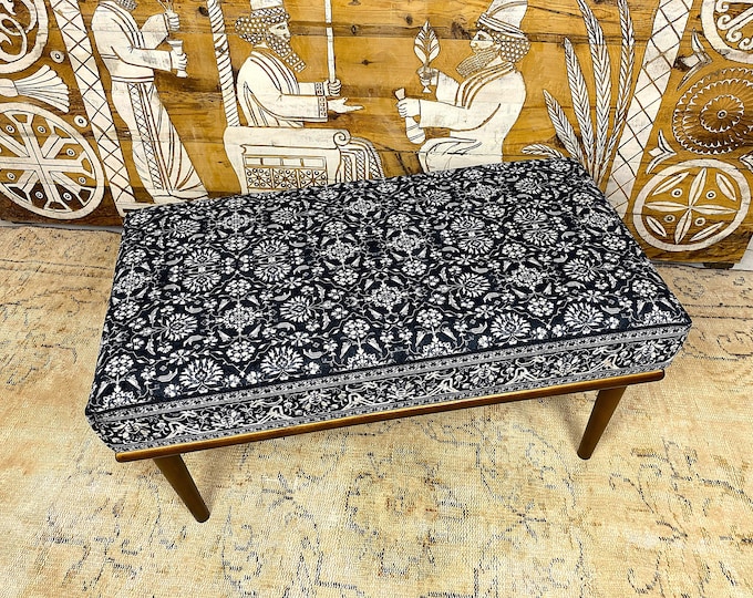 ottoman bench coffee table vintage ottoman footsool upholstered bench table ottomans poufs kilim bench piano bench entryway bench