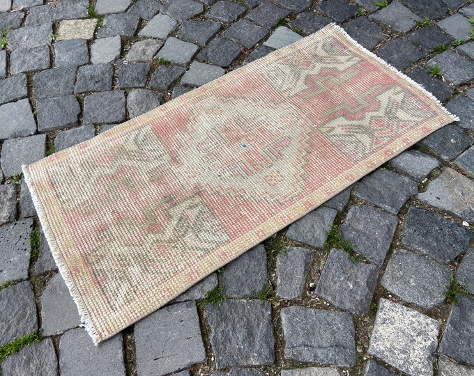 2,7 x 4,1 ft, Turkish vintage rug, Bohemian small rug, Handmade  wool rug, Farmhouse home decor, Carpet, Kilim |  43 x 87 cm