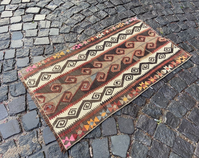 Interior Décor, Hand knotted rug, Area kilim, Vintage kilim, Bohemian rug, Handmade rug, Wool rug | 67 x 112 cm = 2,1 x 3,6 ft