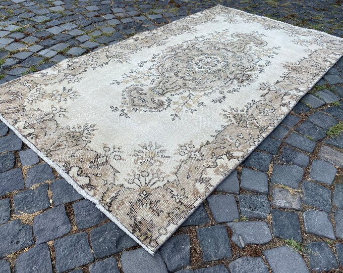 Vintage Handmade wool bohemian area rug, in pastel colors for kitchen bedroom entryway living room carpet 115 x 203 cm = 3,7 x 6,6 ft