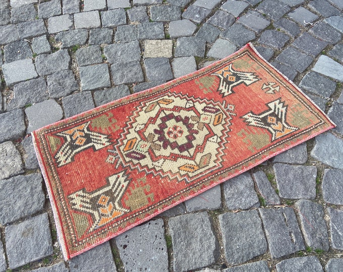 Carpet, Vintage rug, Small rug, Doormat, Kitchen rug, Organic rug, Anatolian rug, Decor rug | 39 x 79 cm = 1,2 x 2,5 ft