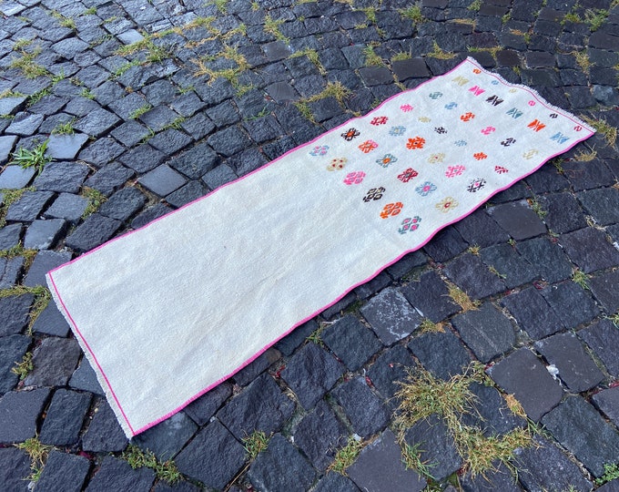1,5 x 4,6 ft, Turkish Kilim, Vintage kilim, Runner kilim, Wool kilim, Bohemian rug, Handmade kilim, Carpet, Hand knotted rug | 47 x 141 cm