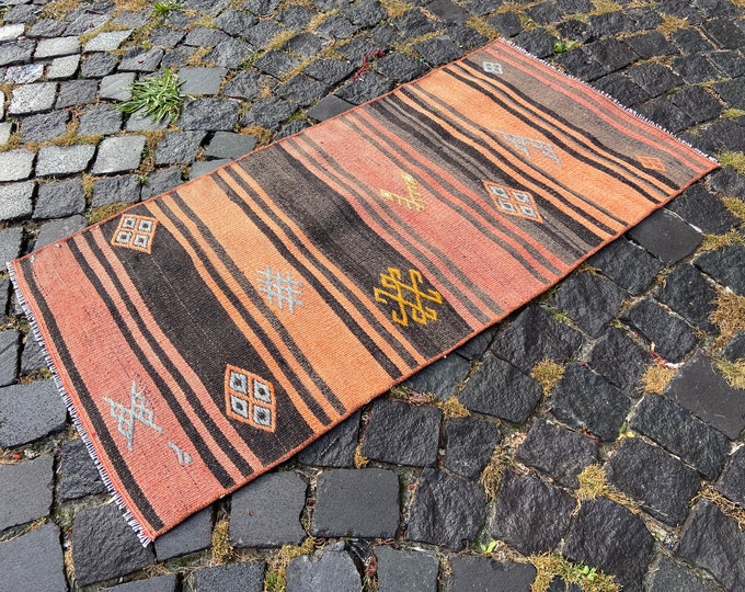 Handmade wool rug, Turkish area rug, Home decor, Vintage rug, Bohemian rug, Carpet, Kilim | 61 x 118 cm = 2,0 x 3,8 ft