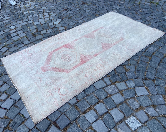 Vintage rug, Turkish rug,  Area rug , Wool rug,  Boho decor, Handmade Carpet  114 x 213 cm = 3,7 x 6,9 ft