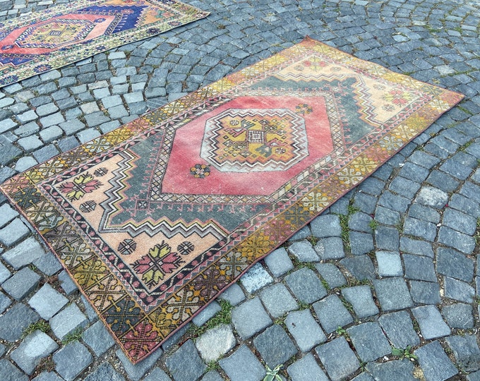 Bohemian rug, Area Rug, Turkish rug, Home decor, Vintage rug, Wool rug, Handmade rug, Carpet, Kilim 106 x 201 cm = 3,4 x 6,5 ft