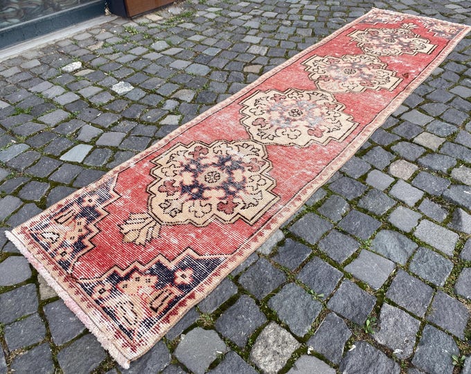Bohemian Runner Rug, Turkish rug, Vintage rug, Hallway rug, Wool rug, Handmade rug, Home decor | 67 x 265 cm = 2,1 x 8,6 ft