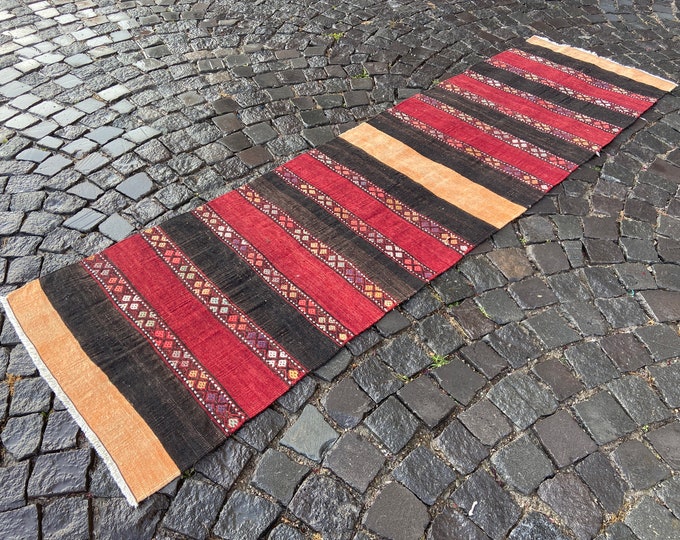 Vintage kilim, Anatolian rug, Bohemian rug, Kilim, Carpet, Handmade rug, Kitchen rug, Boho rug, Turkish carpet | 70 x 255 cm = 2.3 x 8.2 ft