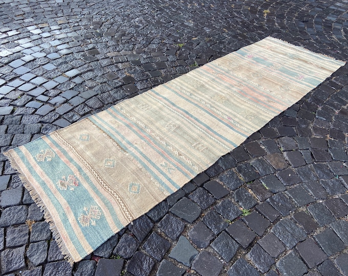 Pastel rug, Turkish Kilim, Vintage kilim, Runner kilim, Wool kilim, Bohemian rug, Handmade kilim, Carpet | 81 x 267 cm = 2.6 x 8.6 ft
