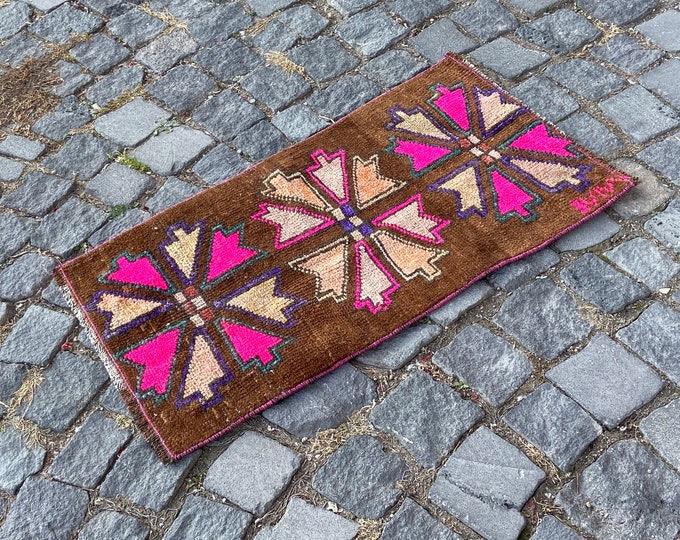 Turkish vintage rug, Handmade small rug, Bohemian wool rug, Kitchen decor rug, Carpet, Kilim 42 x 76 cm = 1,3 x 2,4 ft