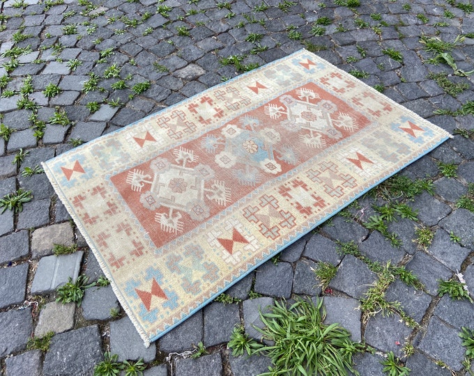 Vintage rug, Area Rug, Turkish rug, Home decor, Wool rug, Handmade rug, Carpet, Kilim | 75 x 116 cm = 2,4 x 3,8 ft
