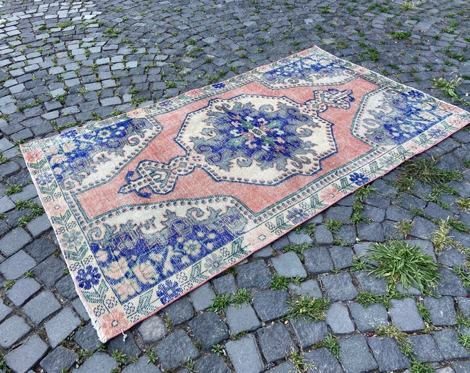 Turkish vintage rug, Wool area rug, Organic kitchen rug, Handmade Carpet, Kitchen rug, 125 x 209 cm = 4,1 x 6,8 ft
