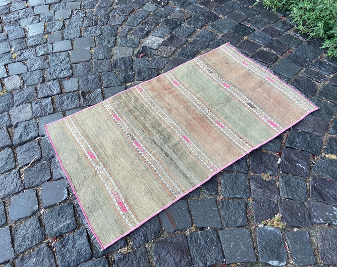 Pastel rug, Handmade vintage rug, Wool rug, Area rug, Turkish rug, Bohemian rug, Hand-knotted rug, Carpet, Kilim | 61 x 105 cm = 2,0 x 3,4ft