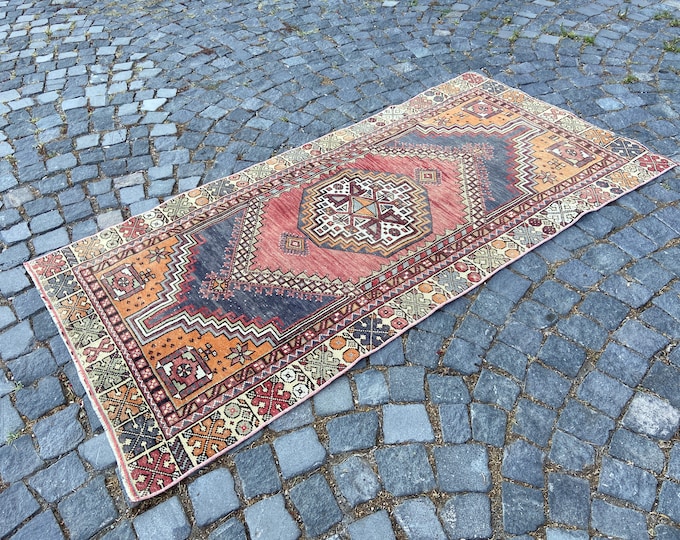 Interior Decor, Area rugs, Vintage rugs, Turkish rugs, Room Decor, Bohemian rug, Carpet 97 x 200 cm = 3,1 x 6,5 ft