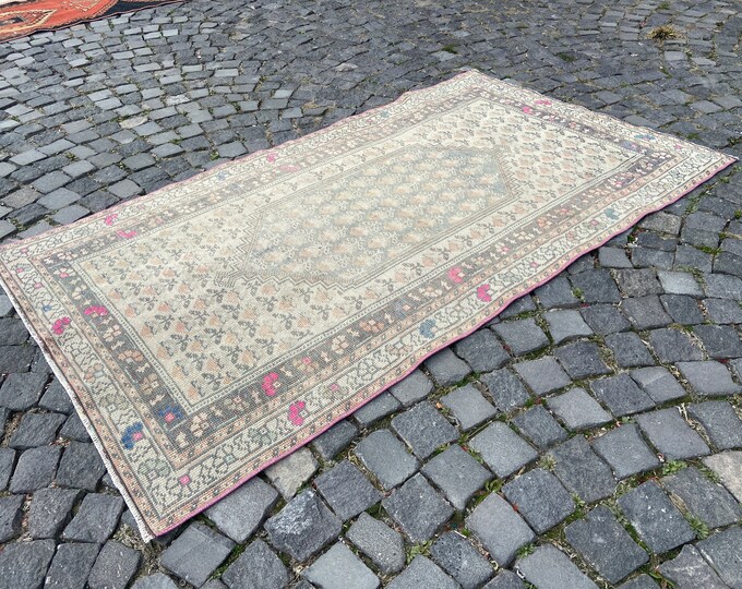 Vintage rug, Area Rug, Turkish rug, Home decor, Wool rug, Handmade rug, Carpet, Kilim | 118 x 206 cm = 3,8 x 6,7 ft