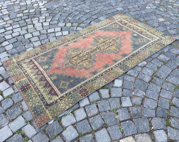 3,3 x 6,2 ftHandmade rug, Wool rug, Area Rug, Turkish rug, Home decor, Vintage rug,  Carpet, Kilim, Living room rug 101 x 191 cm