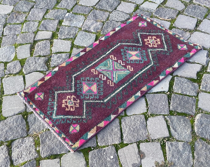 Turkish rug, Vintage rug, Small Rug, Doormat, Home decor, Wool rug, Handmade rug, Carpet, Kilim 42 x 80 cm = 1,3 x 2,6 ft