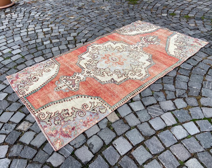 Turkish vintage rug, Handmade area rug, Handknotted wool rug, Organic rug, Carpet, Kitchen rug, Natural rug 113 x 206 cm = 3,7 x 6,7 ft