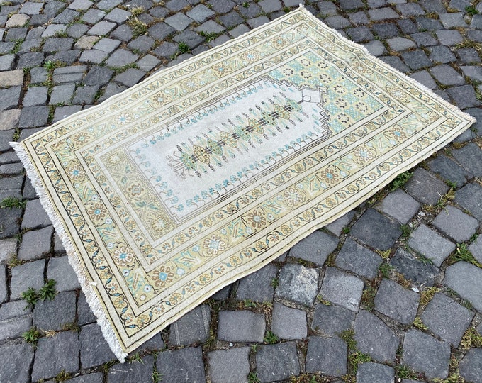 Vintage rug, Area Rug, Turkish rug, Home decor, Wool rug, Handmade rug, Carpet, Kilim | 90 x 130 cm = 2,9 x 4,2 ft