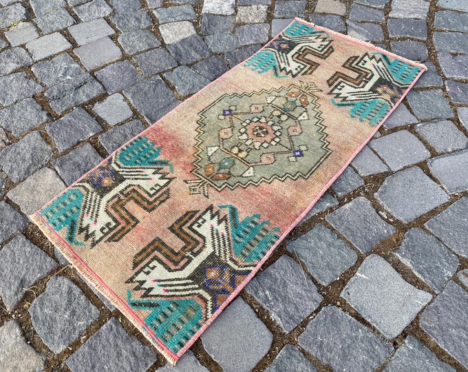 Handmade rug, Turkish rug, Vintage rug, Small Rug, Doormat, Home decor, Wool rug, Carpet, Kilim 1,3 x 2,8 ft