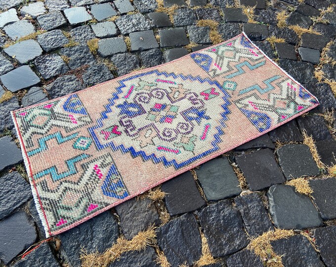 Small Rug, Turkish rug, Vintage rug, Doormat, Home decor, Wool rug, Handmade rug, Carpet, Kilim | 40 x 84 cm = 1,3 x 2,7 ft
