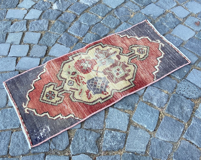 Turkish rug, Vintage rug, Small Rug, Doormat, Home decor, Wool rug, Handmade rug, Carpet, Kilim 40 x 87 cm = 1,3 x 2,8 ft