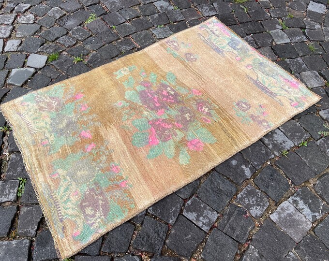 2,3 x 3,8 ft,Vintage rug, Area Rug, Turkish rug, Home decor, Wool rug, Handmade rug, Carpet, Kilim | 72 x 117 cm