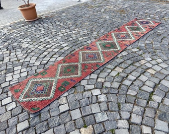Turkish runner rug, Handmade wool rug, Vintage runner rug, Bohemian rug, Kitchen rug 65 x 332 cm = 2,1 x 10,8 ft