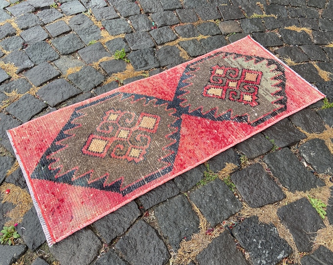 Turkish handmade rug, Vintage small rug, Bohemian wool rug, Home decor, Carpet | 39 x 92 cm = 1,2 x 3,0 ft